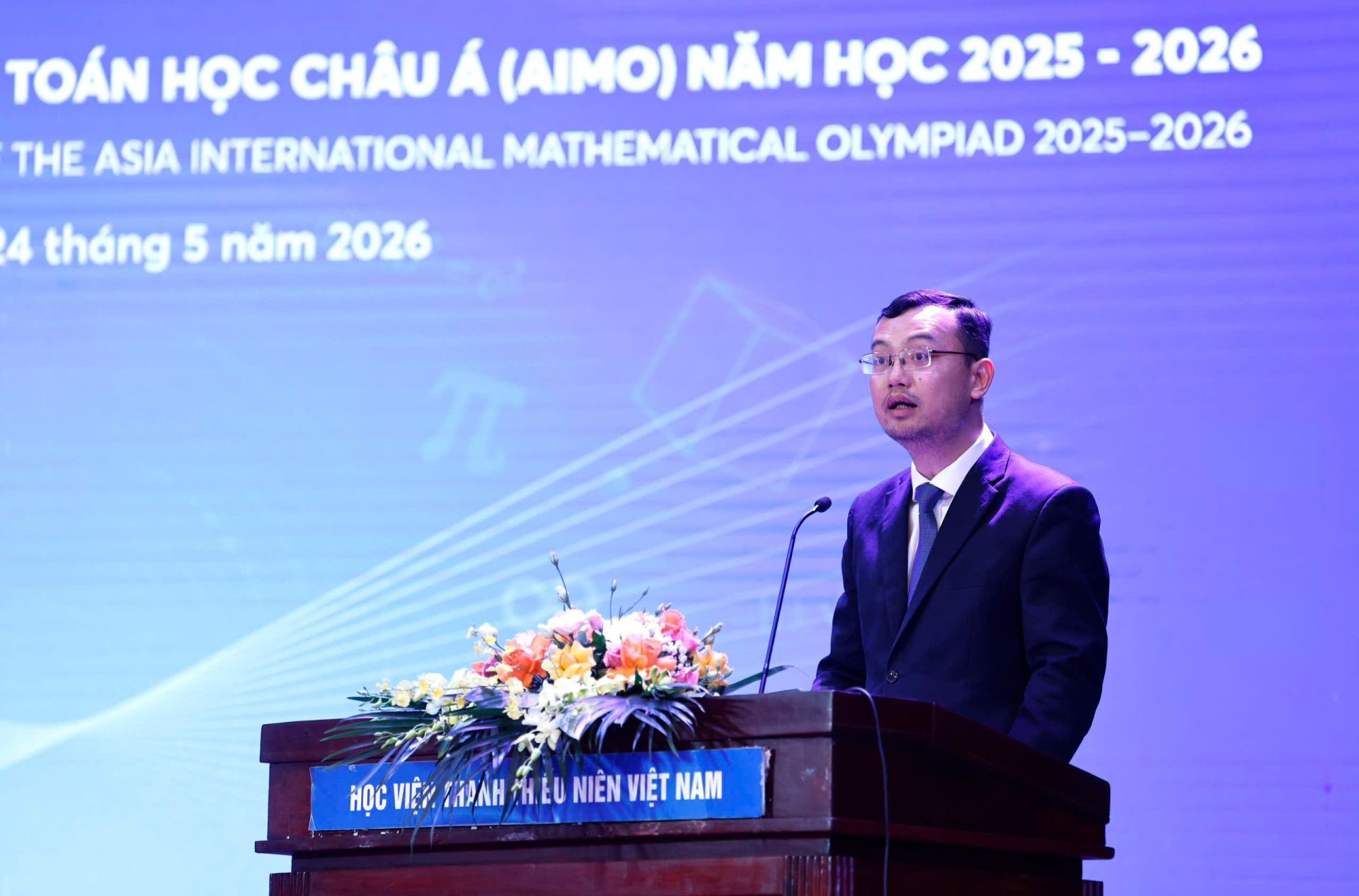 Nh&agrave; b&aacute;o Nguyễn Ngọc Tiến - Ph&oacute; Tổng Bi&ecirc;n tập B&aacute;o Tiền Phong, Ph&oacute; Trưởng Ban tổ chức ph&aacute;t biểu