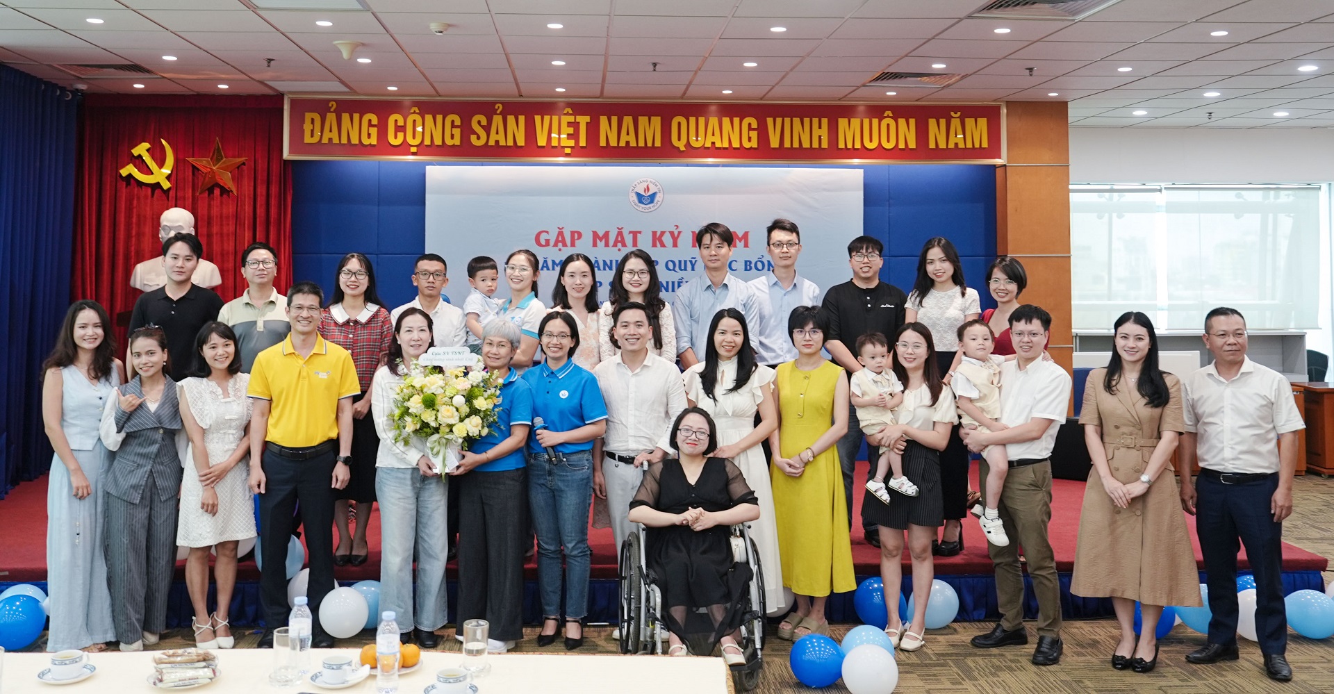 Kỷ niệm 19 năm thành lập Quỹ học bổng Thắp Sáng Niềm Tin: Hành trình bền bỉ lan tỏa giá trị nhân văn