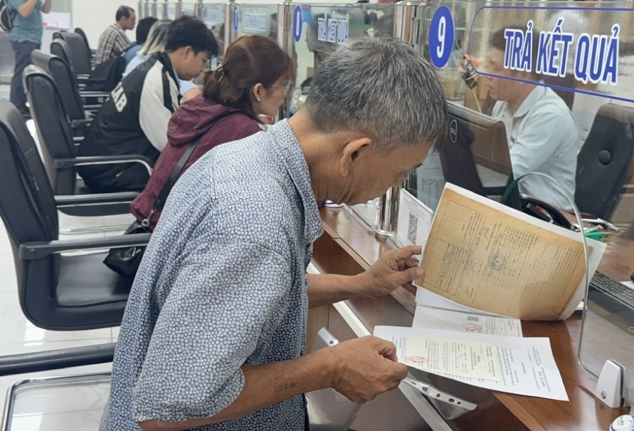 Bảo đảm quyền lợi y tế vùng căn cứ cách mạng và quy trình hoàn trả phí bảo hiểm trùng lặp