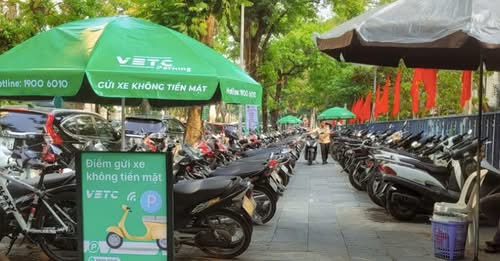 Hà Nội tăng tốc xử lý phản ánh dư luận, số hóa bãi đỗ xe và thúc đẩy giải ngân đầu tư công