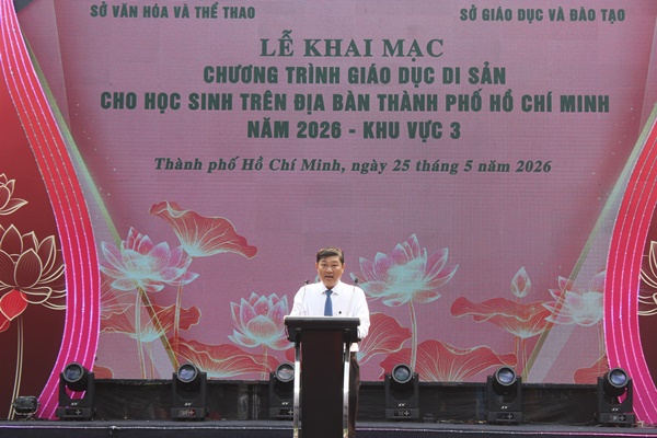 &ocirc;ng Đỗ Phước Trung, Ph&oacute; Gi&aacute;m đốc Sở Văn h&oacute;a v&agrave; Thể thao Th&agrave;nh phố Hồ Ch&iacute; Minh ph&aacute;t biểu tại Lễ khai mạc.