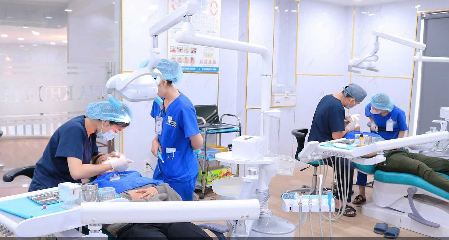 Hàng loạt cơ sở khám chữa bệnh ở TP.HCM bị phạt nặng, đình chỉ hoạt động vì hành nghề “chui”