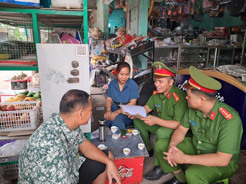 Công an Hưng Yên: Tăng cường tuyên truyền phòng, chống buôn lậu, hàng giả và xâm phạm sở hữu trí tuệ