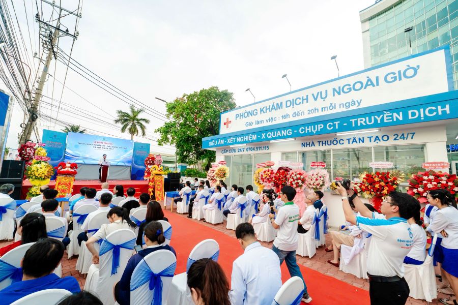 Bệnh viện Đại học Y T&acirc;n Tạo khai trương Ph&ograve;ng kh&aacute;m Ngo&agrave;i giờ v&agrave; Nh&agrave; thuốc số 2