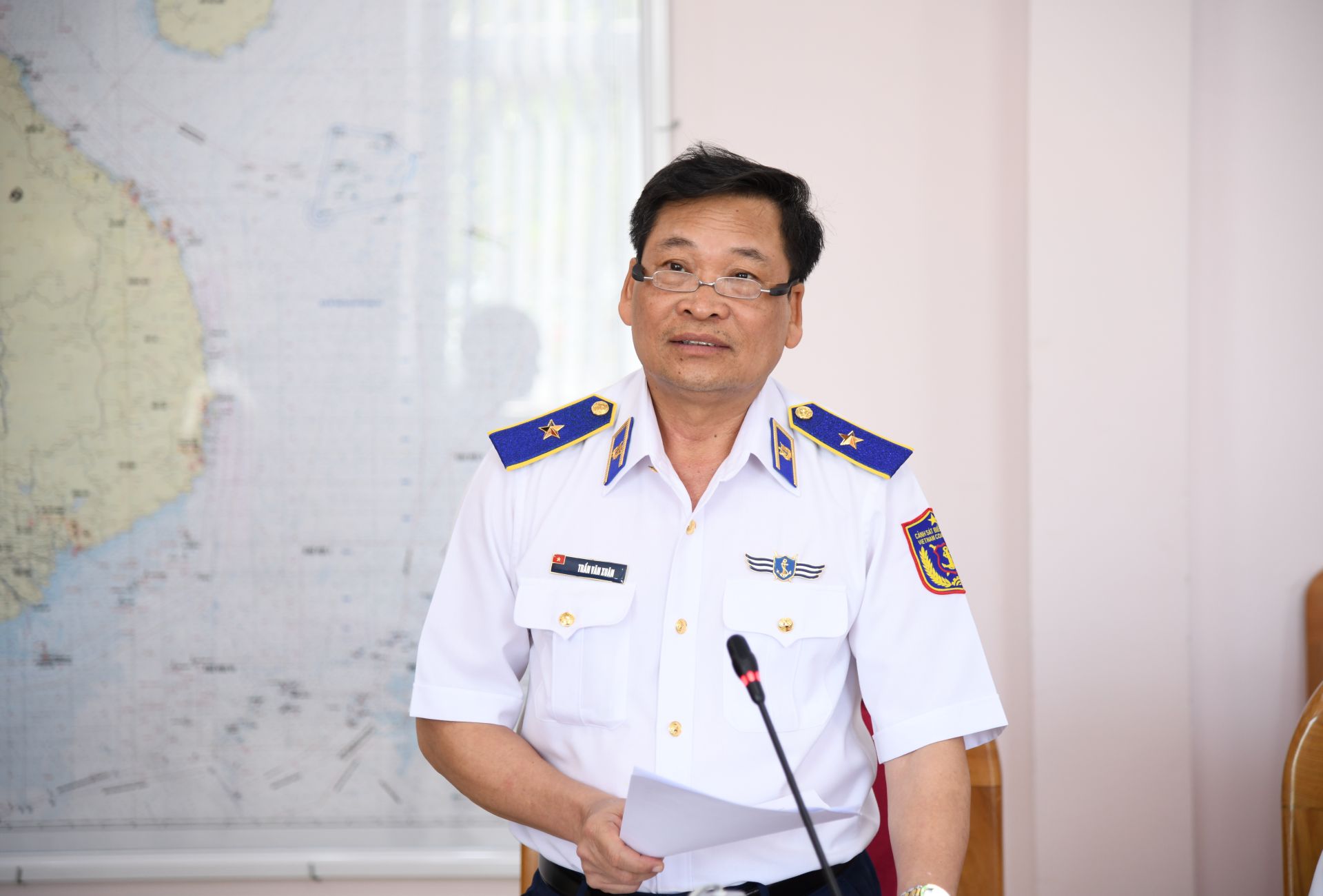 Thiếu tướng Trần Văn Xu&acirc;n, Ph&oacute; Ch&iacute;nh ủy Cảnh s&aacute;t biển Việt Nam ph&aacute;t biểu tại Hội nghị