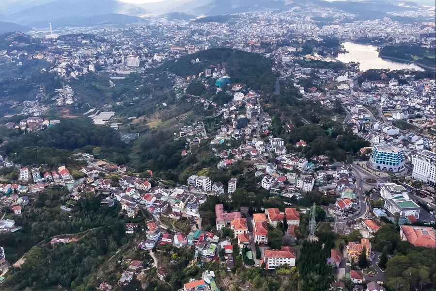 Việc điều chỉnh Quy hoạch Lâm Đồng thời kỳ 2021 - 2030, tầm nhìn đến năm 2050 là cần thiết để đáp ứng không gian phát triển mới của Lâm Đồng. Việc điều chỉnh Quy hoạch Lâm Đồng thời kỳ 2021 - 2030, tầm nhìn đến năm 2050 là cần thiết để đáp ứng không gian phát triển mới của Lâm Đồng.