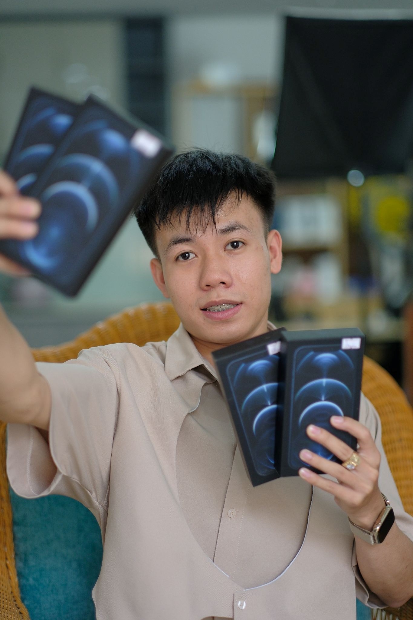 Nguyễn Thanh T&acirc;n - youtuber nổi tiếng ở lĩnh vực c&ocirc;ng nghệ