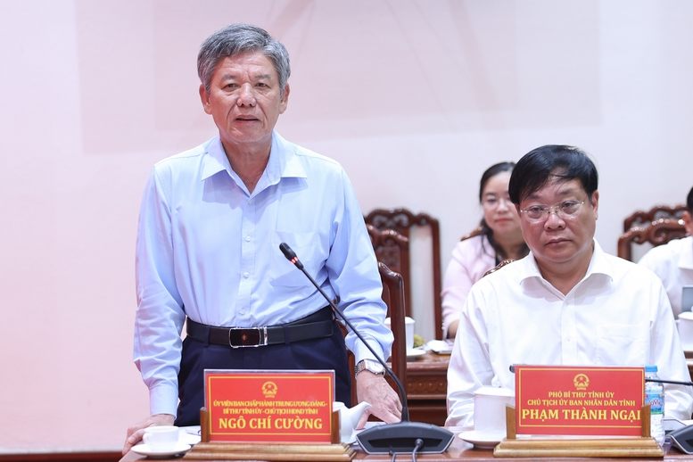 B&iacute; thư Tỉnh ủy, Trưởng đo&agrave;n đại biểu Quốc hội Đồng Th&aacute;p Ng&ocirc; Ch&iacute; Cường ph&aacute;t biểu - Ảnh: VGP/Nhật Bắc