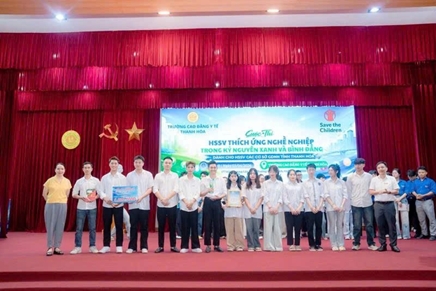 Đội thi Trường CĐ N&ocirc;ng nghiệp Thanh H&oacute;a đoạt giải Nhất tại Hội thi &ldquo;HSSV th&iacute;ch ứng nghề nghiệp trong kỷ nguy&ecirc;n xanh v&agrave; b&igrave;nh đẳng giới&rdquo; năm 2026