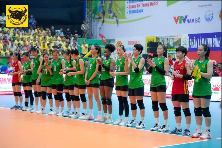 Đội h&igrave;nh của VTV B&igrave;nh Điền Long An tại chung kết Giải b&oacute;ng chuyền nữ Quốc tế C&uacute;p VTV9 - B&igrave;nh Điền lần thứ 15 năm 2026
