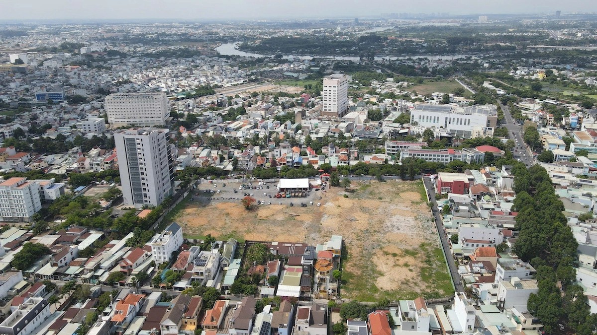 Đại diện c&aacute;c đơn vị thực hiện nghi thức động thổ dự &aacute;n