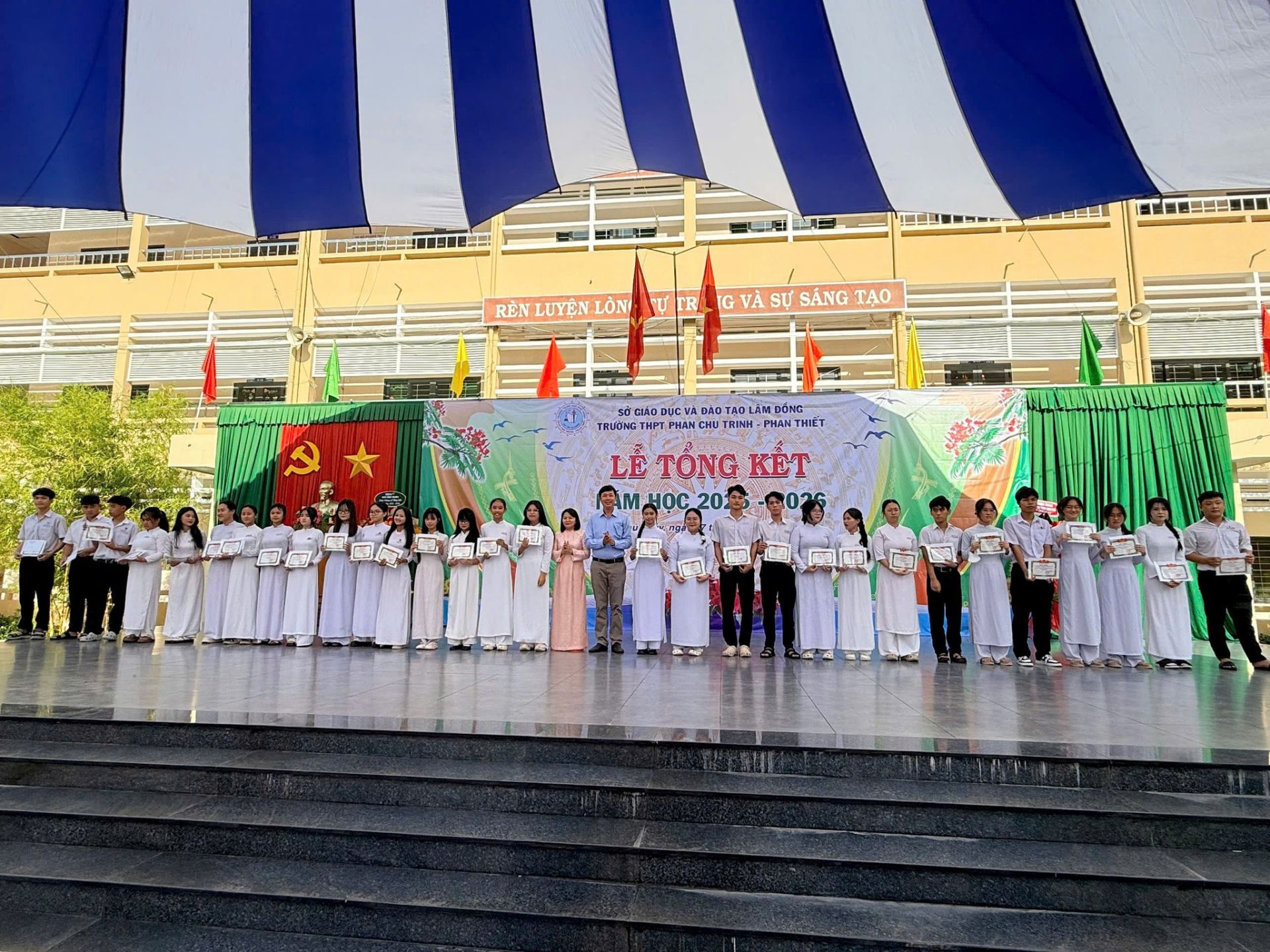 THPT Phan Chu Trinh - Phan Thiết: Vững vàng truyền thống, khơi nguồn khát vọng, chắp cánh thế hệ tương lai