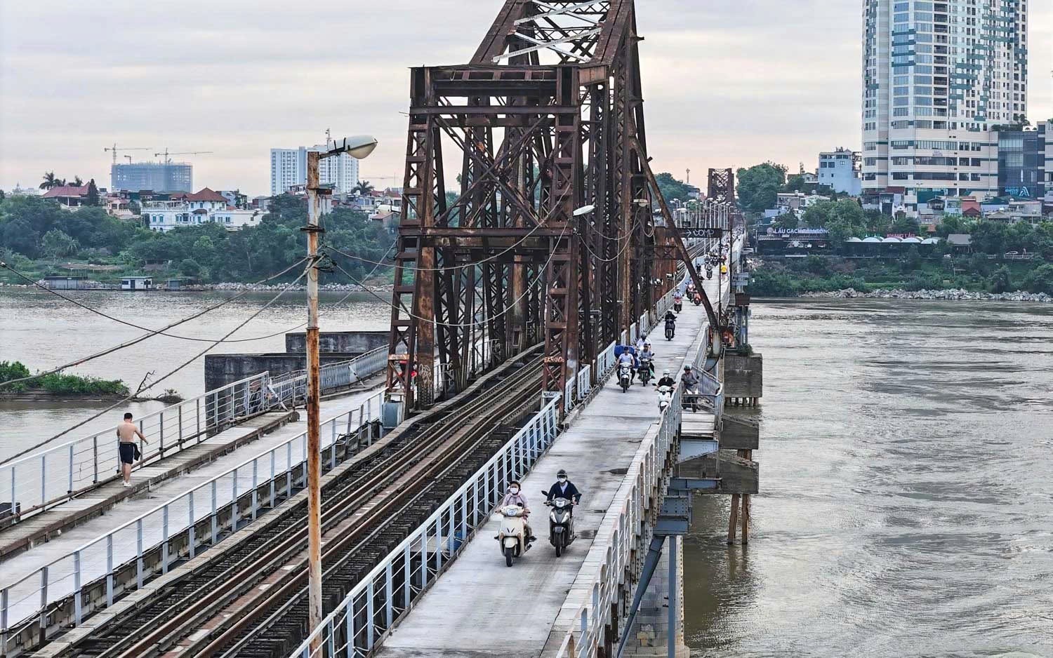 Hà Nội chính thức thông xe cầu Long Biên sau thời gian sửa chữa