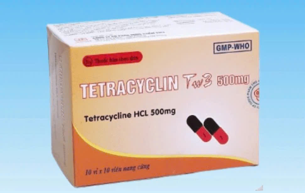 Bột ngô, phụ gia thực phẩm biến thành thuốc chữa bệnh giả: Hé lộ thủ đoạn của ổ nhóm tại Hà Nội