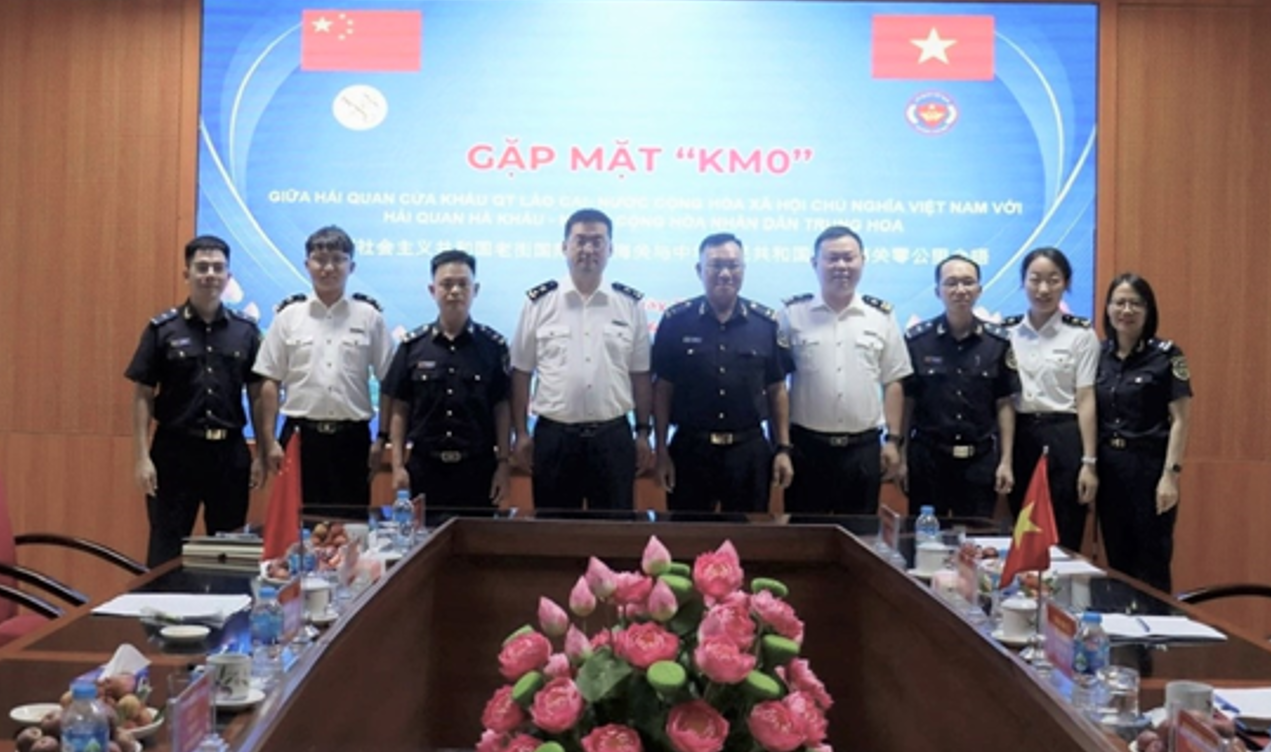 Chi cục Hải quan khu vực VII vừa tổ chức cuộc gặp mặt, trao đổi với Hải quan Hà Khẩu (Trung Quốc) Chi cục Hải quan khu vực VII vừa tổ chức cuộc gặp mặt, trao đổi với Hải quan Hà Khẩu (Trung Quốc)