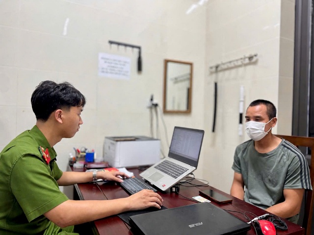 Đối tượng Nguyễn Văn Ngọc tại Cơ quan Công an. Đối tượng Nguyễn Văn Ngọc tại Cơ quan Công an.
