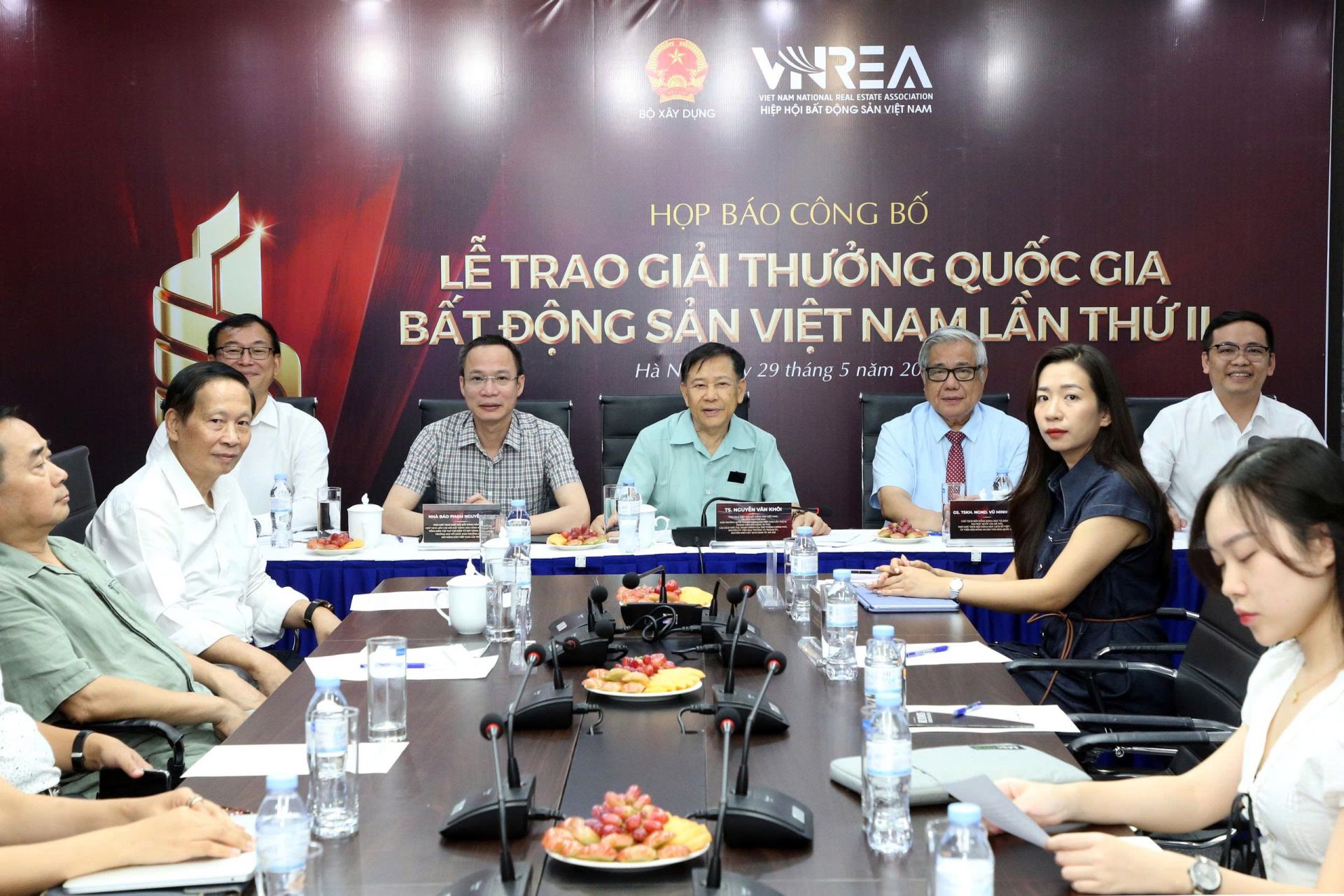Quang cảnh buổi họp báo Quang cảnh buổi họp báo