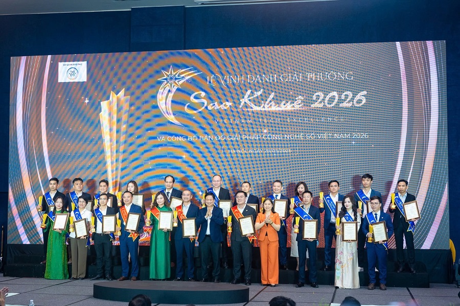 C&aacute;c doanh nghiệp c&oacute; giải ph&aacute;p v&agrave; sản phẩm xuất sắc được trao giải Sao Khu&ecirc; 2026. Ảnh: Hạnh L&ecirc;
