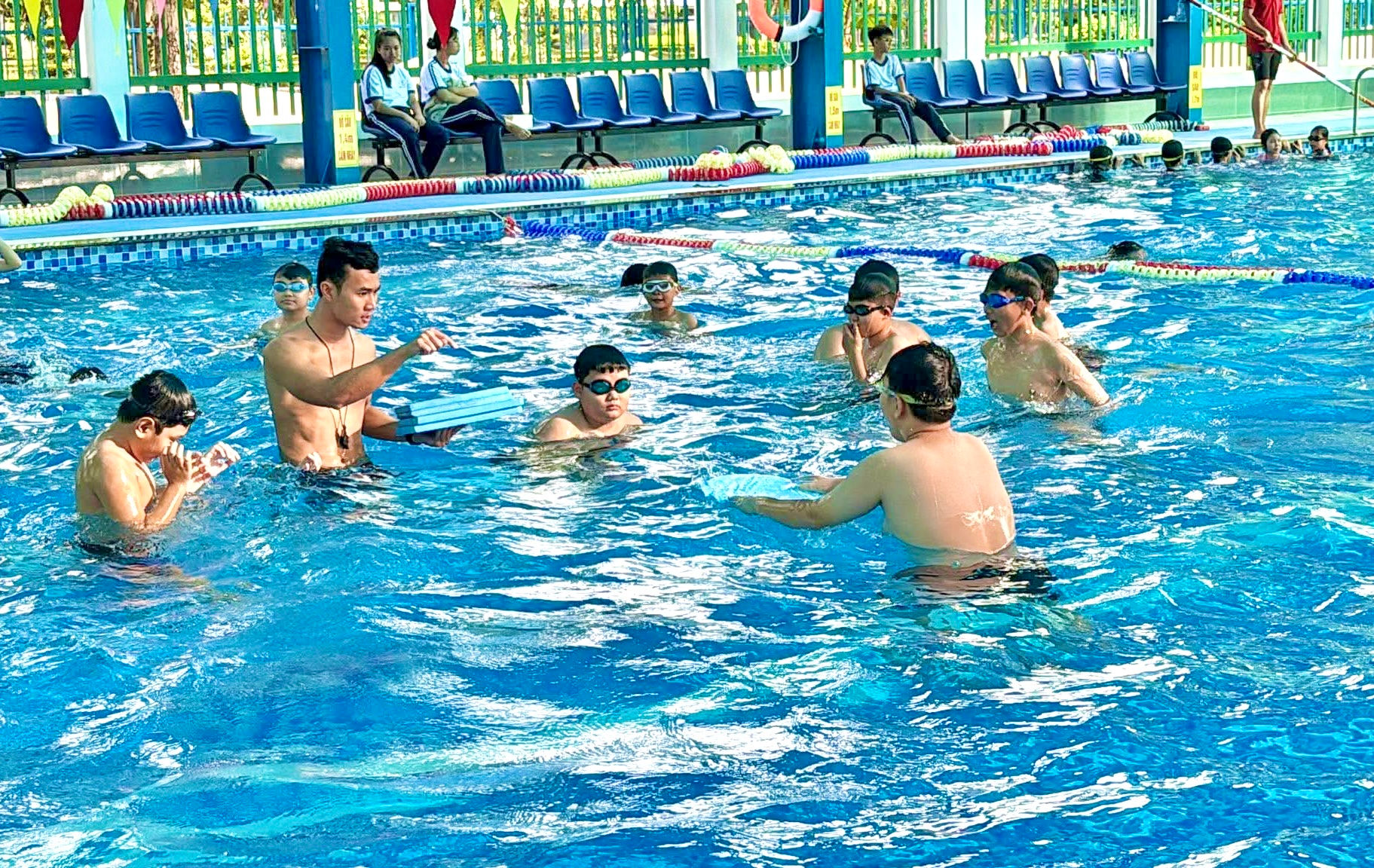 Mùa hè an toàn: Hành trang kỹ năng để trẻ tự tin lớn khôn