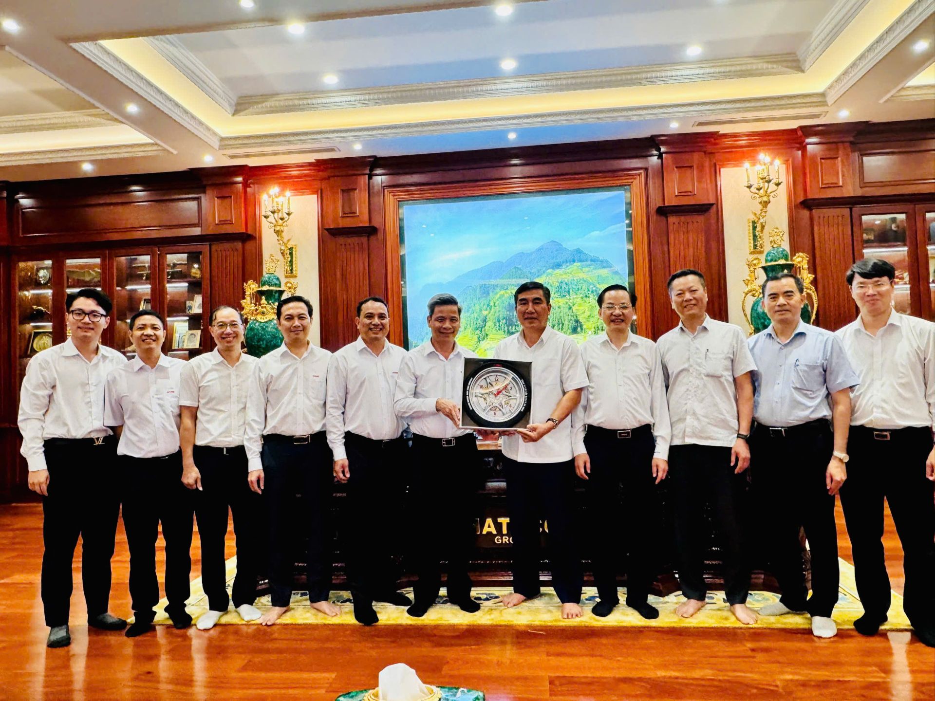 Đại diện hai Tập đo&agrave;n tại buổi l&agrave;m việc