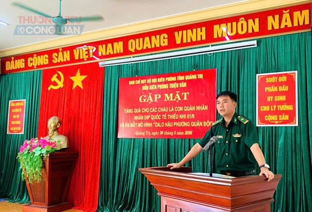 Thiếu tá Nguyễn Văn Sáu – Bí thư Đảng ủy, Chính trị viên phát biểu. Thiếu tá Nguyễn Văn Sáu – Bí thư Đảng ủy, Chính trị viên phát biểu.