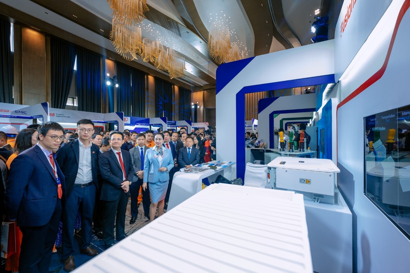 Văn hóa đổi mới sáng tạo được lan tỏa mạnh mẽ, tạo động lực thúc đẩy EVNNPC không ngừng phát triển và bứt phá Văn hóa đổi mới sáng tạo được lan tỏa mạnh mẽ, tạo động lực thúc đẩy EVNNPC không ngừng phát triển và bứt phá