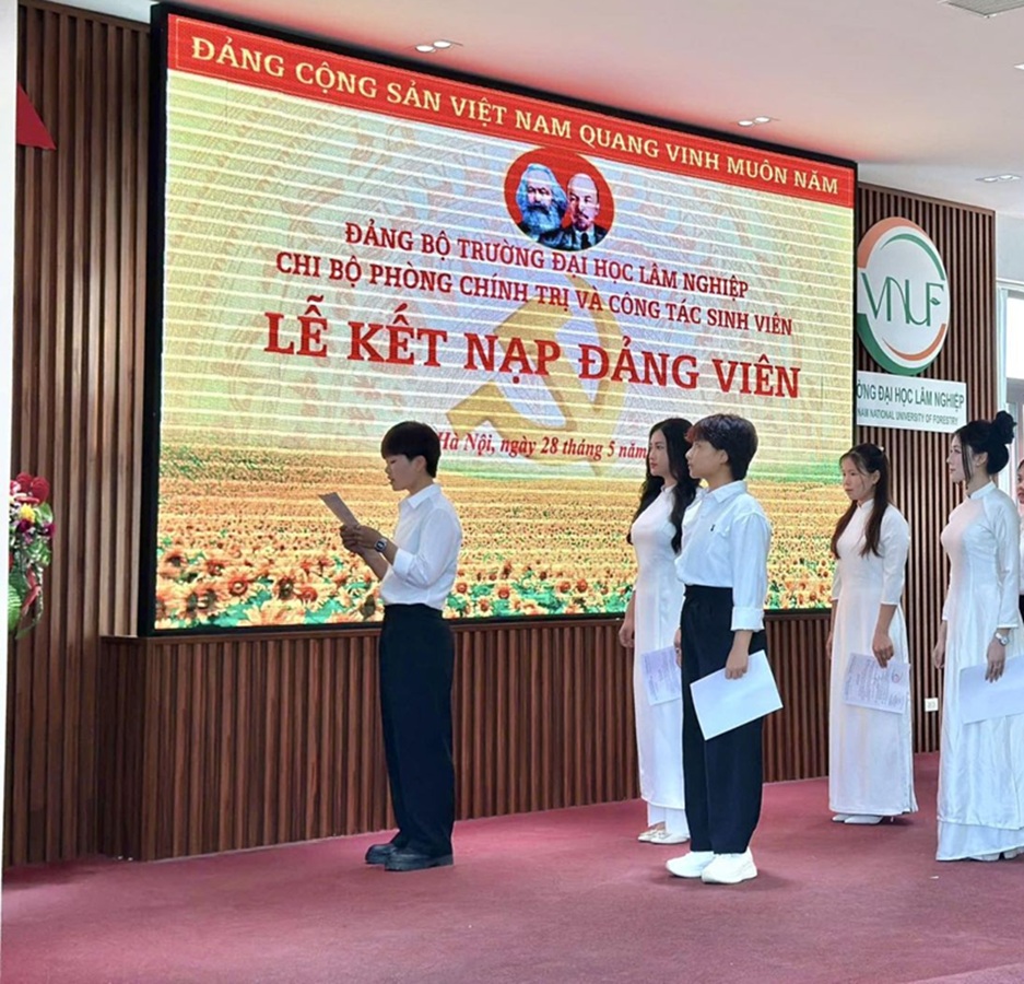 Ban Bí thư thắt chặt quy trình thẩm tra lý lịch và quy định xóa tên đảng viên trong hướng dẫn thi hành Điều lệ Đảng mới