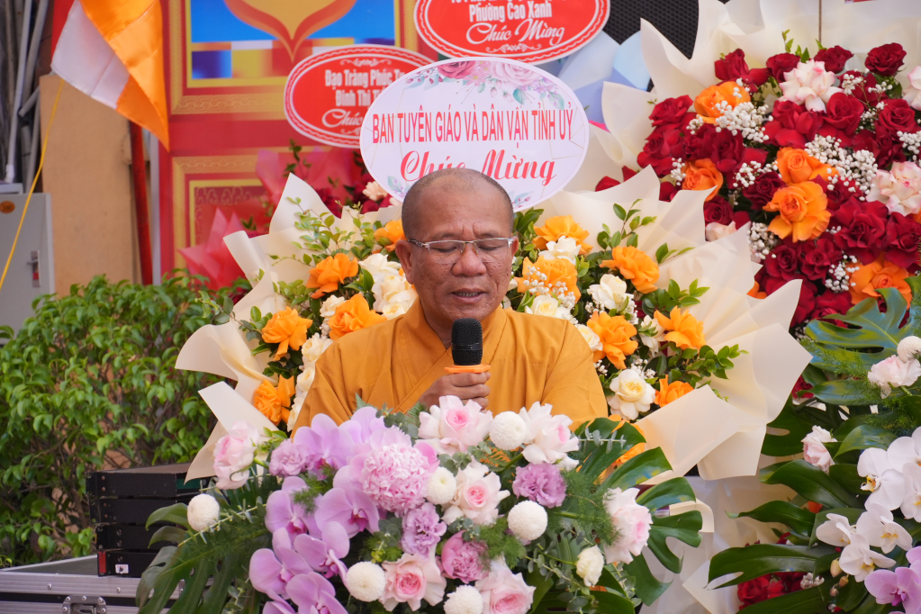Thượng tọa Thích Đạo Hiển, Ủy viên Hội đồng Trị sự Trung ương GHPG Việt Nam, Phó Ban Giáo dục Phật giáo Trung ương, Phó Viện trưởng Học viện Phật giáo Việt Nam tuyên đọc thông điệp Đại lễ Phật đản Phật lịch 2570 của GHPGVN Thượng tọa Thích Đạo Hiển, Ủy viên Hội đồng Trị sự Trung ương GHPG Việt Nam, Phó Ban Giáo dục Phật giáo Trung ương, Phó Viện trưởng Học viện Phật giáo Việt Nam tuyên đọc thông điệp Đại lễ Phật đản Phật lịch 2570 của GHPGVN