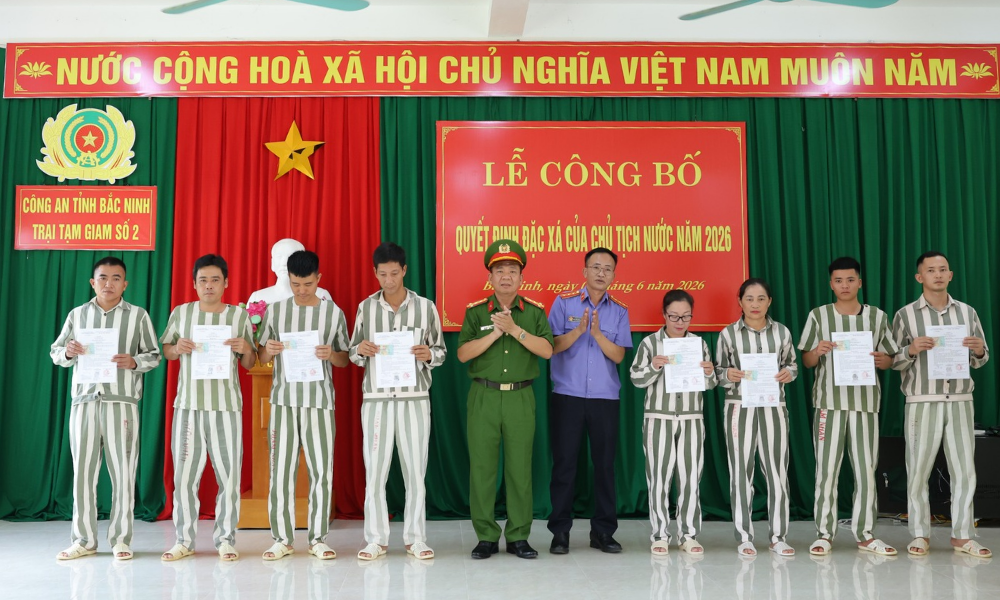 Công an tỉnh Bắc Ninh công bố Quyết định đặc xá cho 31 phạm nhân