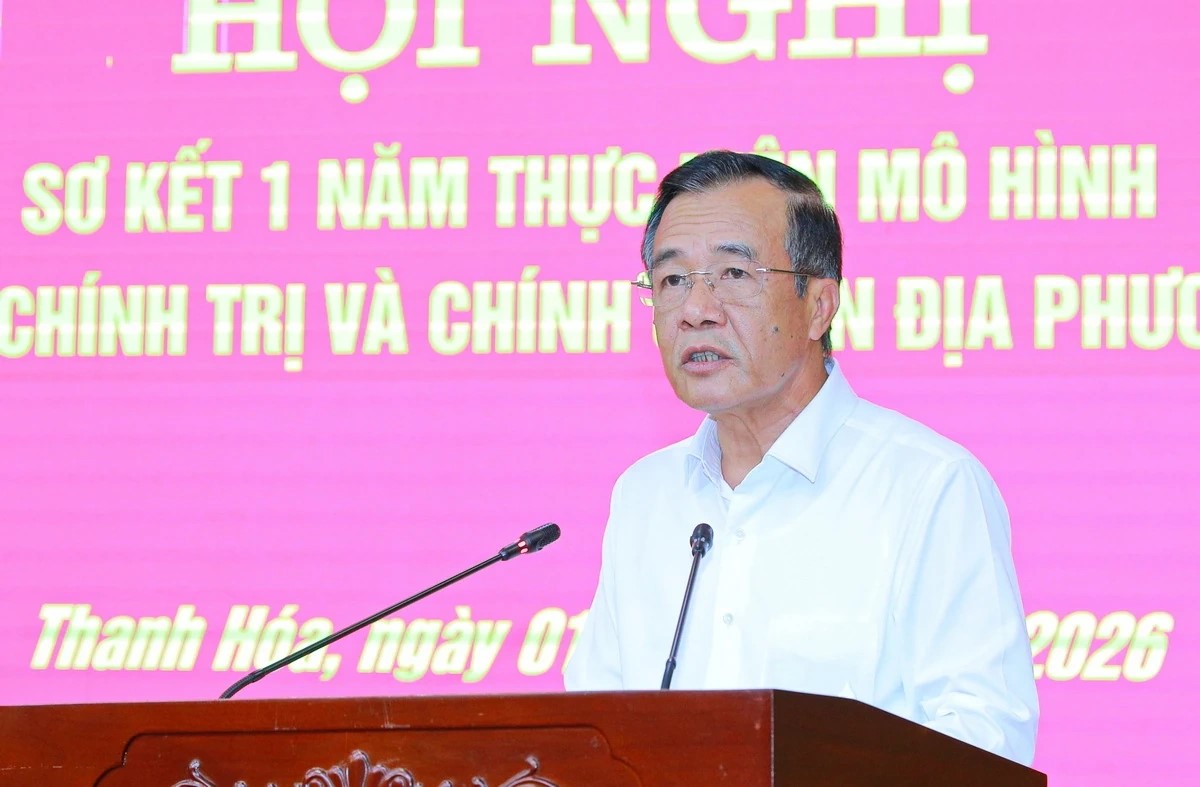 Bí thư Tỉnh ủy Lê Đức Thái phát biểu kết luận và bế mạc hội nghị. Bí thư Tỉnh ủy Lê Đức Thái phát biểu kết luận và bế mạc hội nghị.