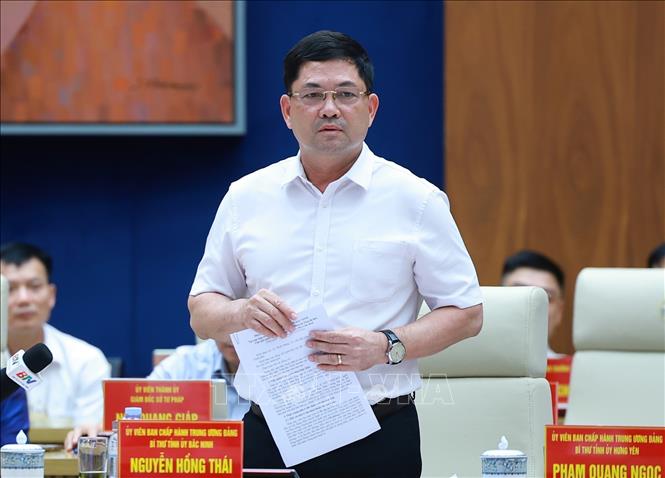 Bí thư Tỉnh ủy Bắc Ninh Nguyễn Hồng Thái phát biểu. Ảnh: Dương Giang/TTXVN Bí thư Tỉnh ủy Bắc Ninh Nguyễn Hồng Thái phát biểu. Ảnh: Dương Giang/TTXVN