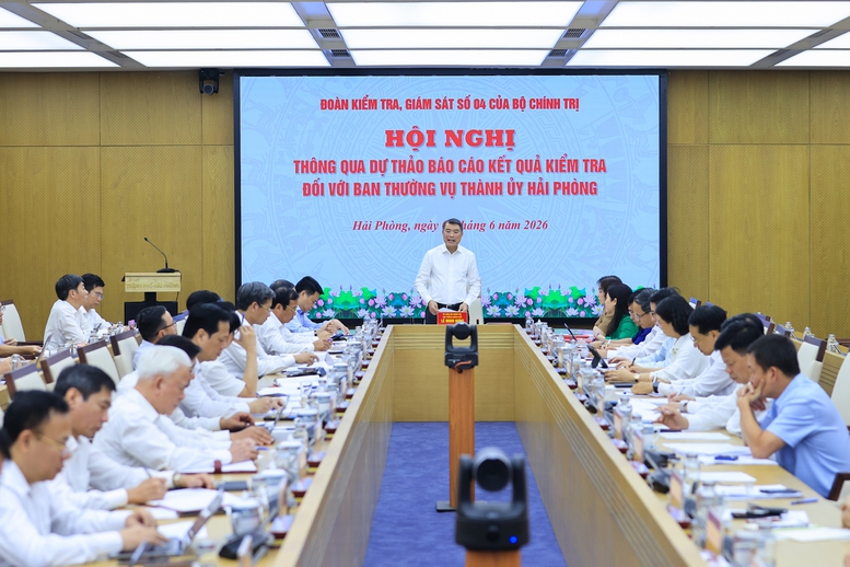 Về triển khai Nghị quyết 57, Thủ tướng đề nghị Hải Phòng triển khai đúng hạn, chất lượng các nhiệm vụ được Ban Chỉ đạo Trung ương, Ban Chỉ đạo của Chính phủ giao - Ảnh: VGP/Nhật Bắc Về triển khai Nghị quyết 57, Thủ tướng đề nghị Hải Phòng triển khai đúng hạn, chất lượng các nhiệm vụ được Ban Chỉ đạo Trung ương, Ban Chỉ đạo của Chính phủ giao - Ảnh: VGP/Nhật Bắc