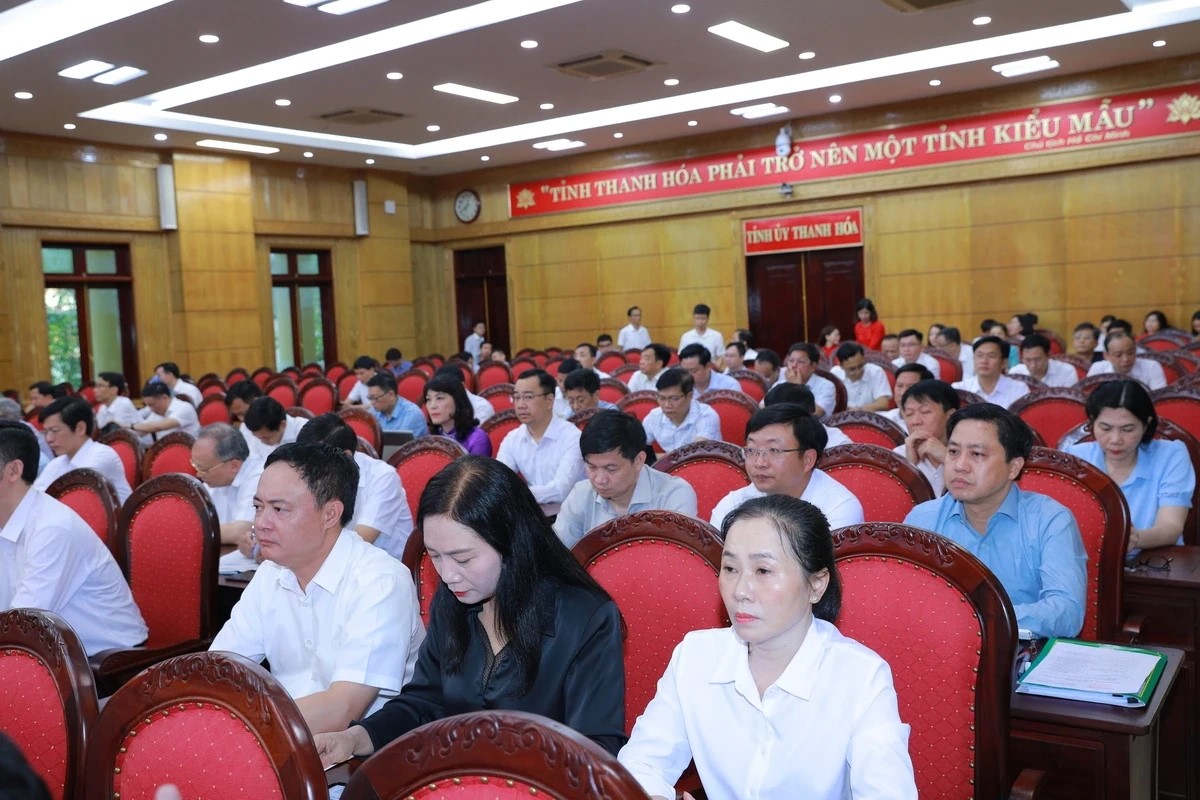 Các đại biểu tham dự hội nghị Các đại biểu tham dự hội nghị