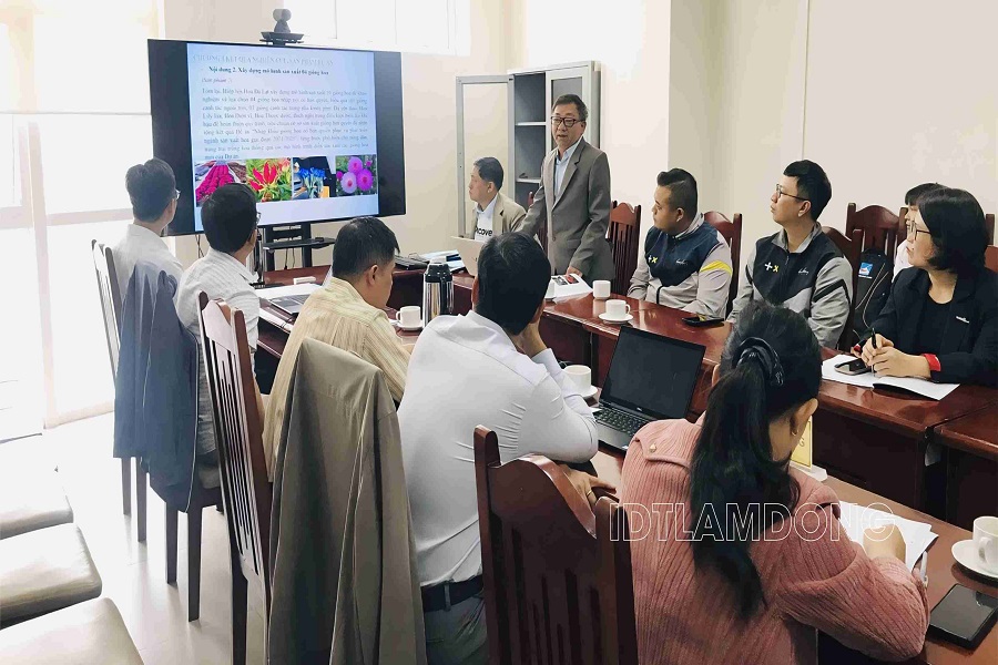 Đại diện cơ quan chủ tr&igrave; b&aacute;o c&aacute;o kết quả thực hiện