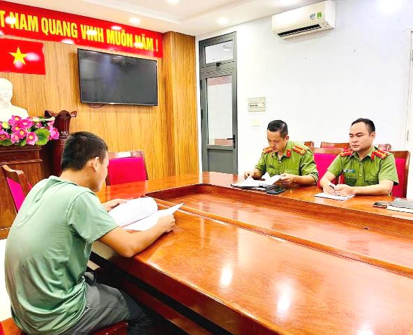 Đà Nẵng: Xuất hiện một hộ kinh doanh biến tướng dùng máy POS rút tiền khống