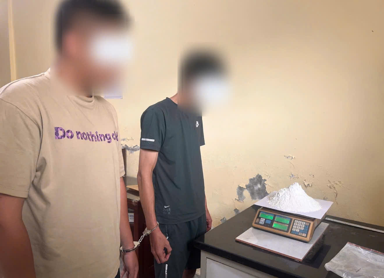 Phú Thọ: Bắt giữ đối tượng vận chuyển 1kg ma túy Ketamine