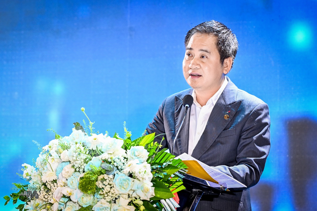 Tổng Gi&aacute;m đốc T&T Group Mai Xu&acirc;n Sơn ph&aacute;t biểu tại sự kiện.