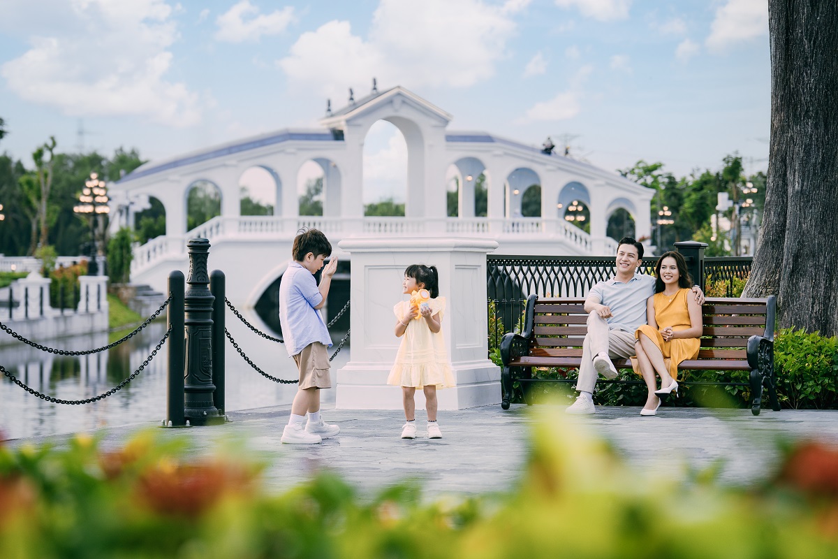 Kh&ocirc;ng gian sống xanh c&ugrave;ng hệ sinh th&aacute;i mặt nước g&oacute;p phần tạo n&ecirc;n m&ocirc;i trường sống chất lượng tại T&T City Millennia