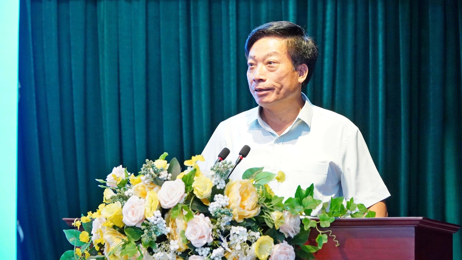 Đồng ch&iacute; Phạm Duy H&ugrave;ng - Ủy vi&ecirc;n Ban Chấp h&agrave;nh Đảng bộ tỉnh, B&iacute; thư Đảng ủy phường S&ocirc;ng C&ocirc;ng