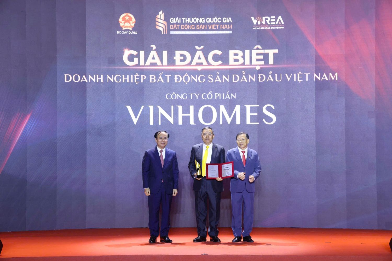 C&ocirc;ng ty Cổ phần Vinhomes được trao Giải đặc biệt 