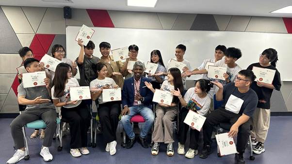Sinh vi&ecirc;n tham gia Study Tour tại INTI International University, Malaysia