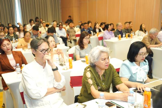 C&aacute;c đại biểu tham dự họp b&aacute;o.