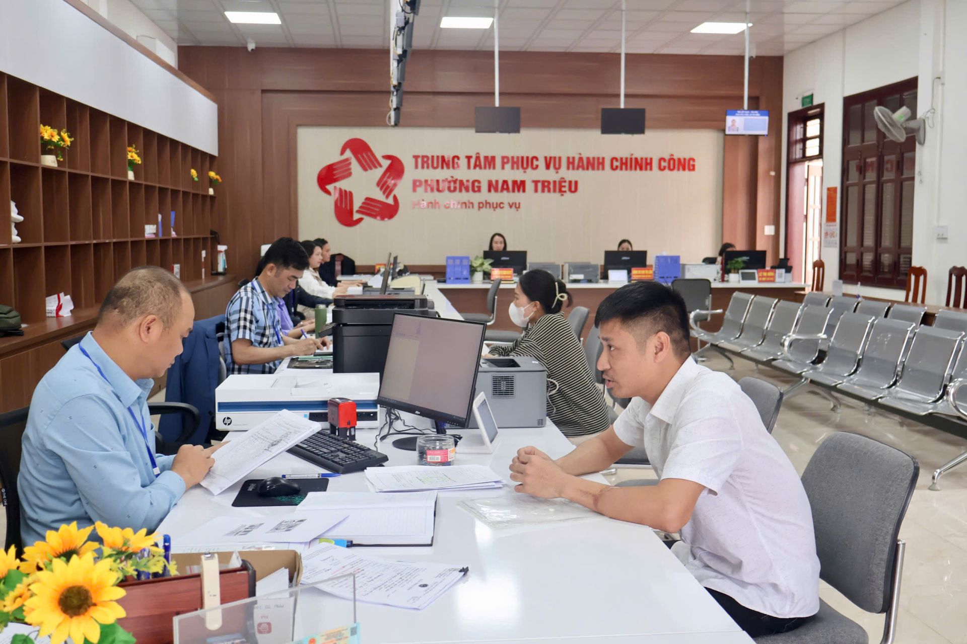 Tháng 5: Hải Phòng tiếp nhận gần 198.000 hồ sơ thủ tục hành chính, tỷ lệ thực hiện trực tuyến 99,65%