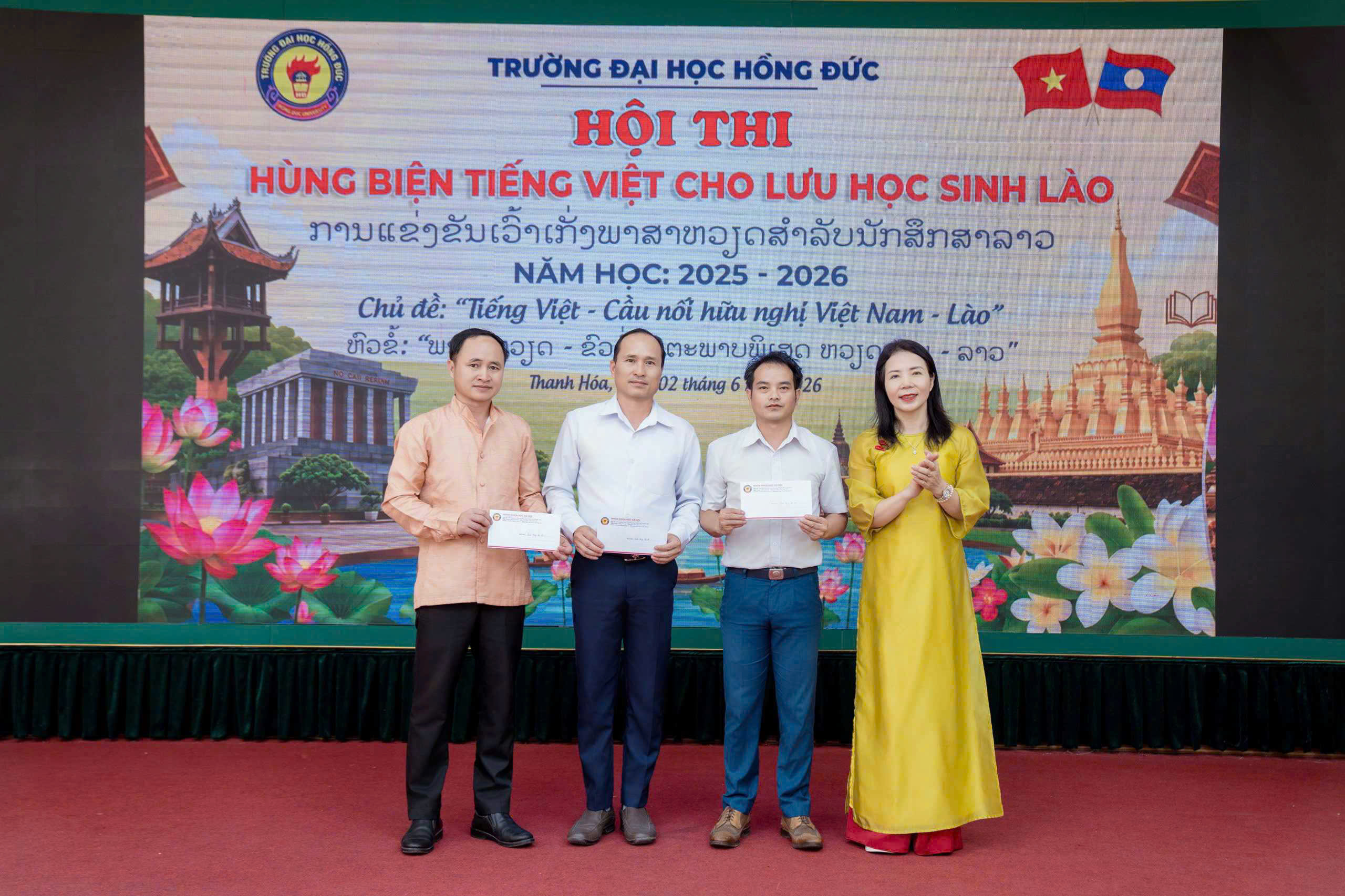 Đội Hoa Chăm pa nhận giải nhất