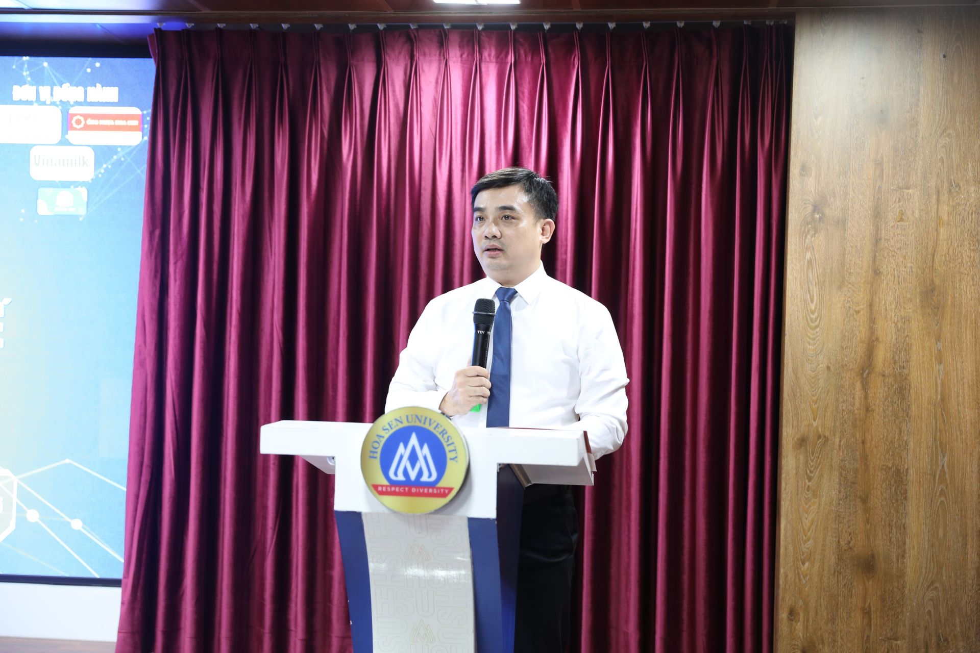 &ocirc;ng Đinh Quang Tuấn &ndash; Tổng Bi&ecirc;n tập Tạp ch&iacute; Sở hữu tr&iacute; tuệ v&agrave; S&aacute;ng tạo ph&aacute;t biểu tại chương tr&igrave;nh