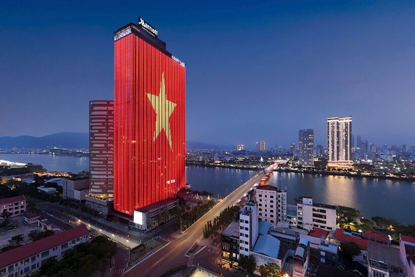 Kh&aacute;ch sạn Courtyard by Marriott Danang Han River được cấp chứng chỉ c&ocirc;ng tr&igrave;nh xanh (EDGE) ngay trong ng&agrave;y đầu mở cửa