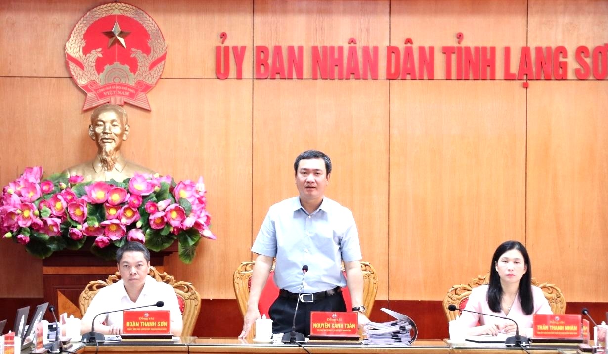 Chủ tịch UBND tỉnh Lạng Sơn Nguyễn Cảnh To&agrave;n chủ tr&igrave;