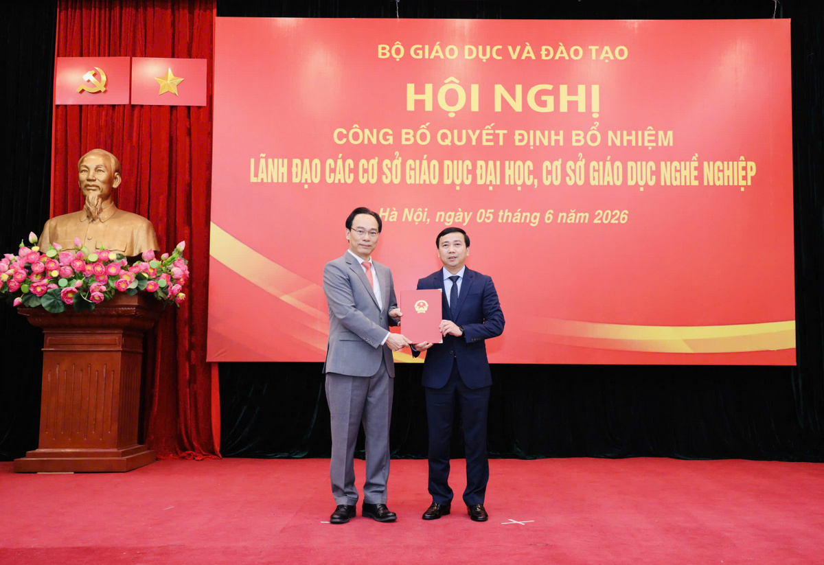 Tiến sĩ Nguyễn Ngọc Hiền làm Hiệu trưởng Trường Đại học Vinh