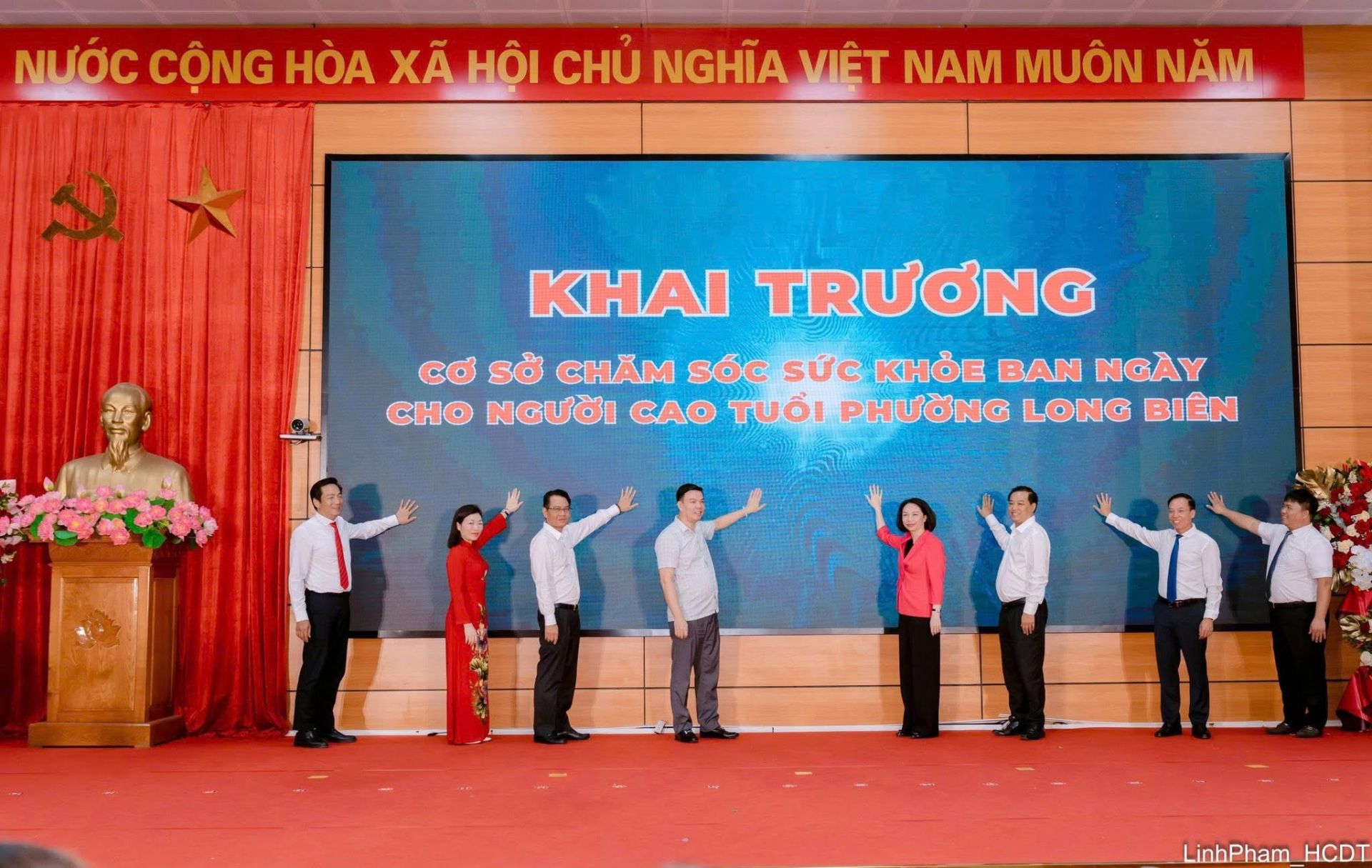 Hà Nội khai trương cơ sở chăm sóc sức khỏe ban ngày đầu tiên dành cho người cao tuổi