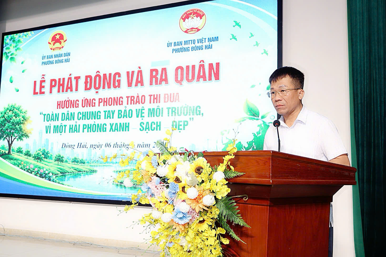 Đồng ch&iacute; Phạm C&ocirc;ng Hưng ph&aacute;t biểu tại lễ ph&aacute;t động.